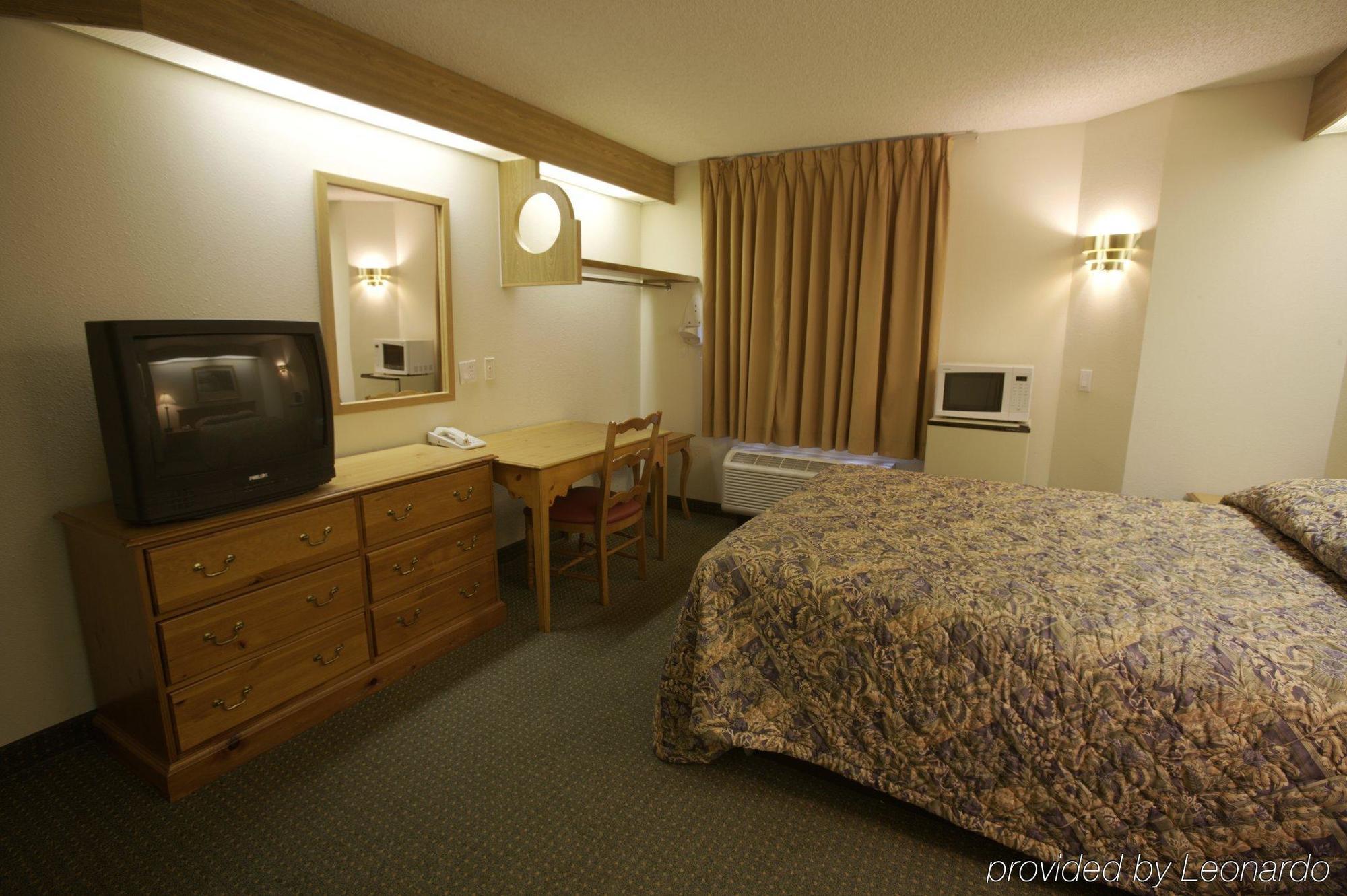 Americas Best Value Inn Addison Εξωτερικό φωτογραφία