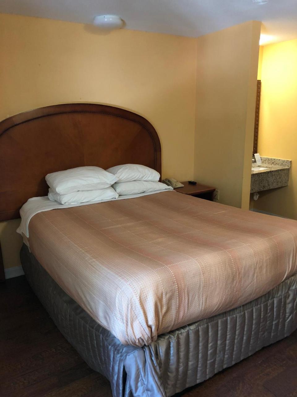 Americas Best Value Inn Addison Εξωτερικό φωτογραφία